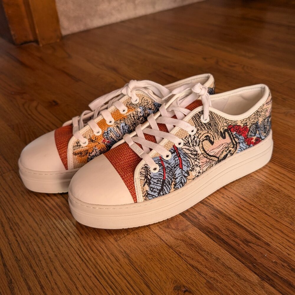 J Slide Nikki embroidered platform sneaker NWOT